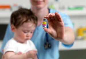 иммунизация вакциной MMR